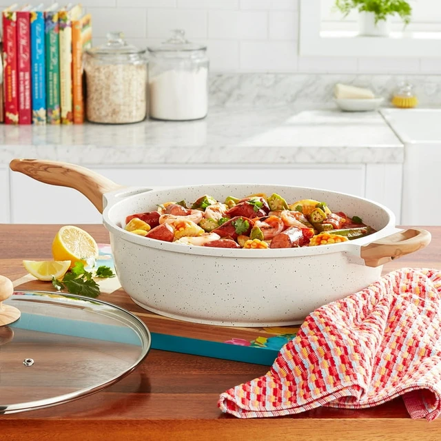 Signature 6-Quart Cast Aluminum Jumbo Sauté Pan, Linen Speckle Air