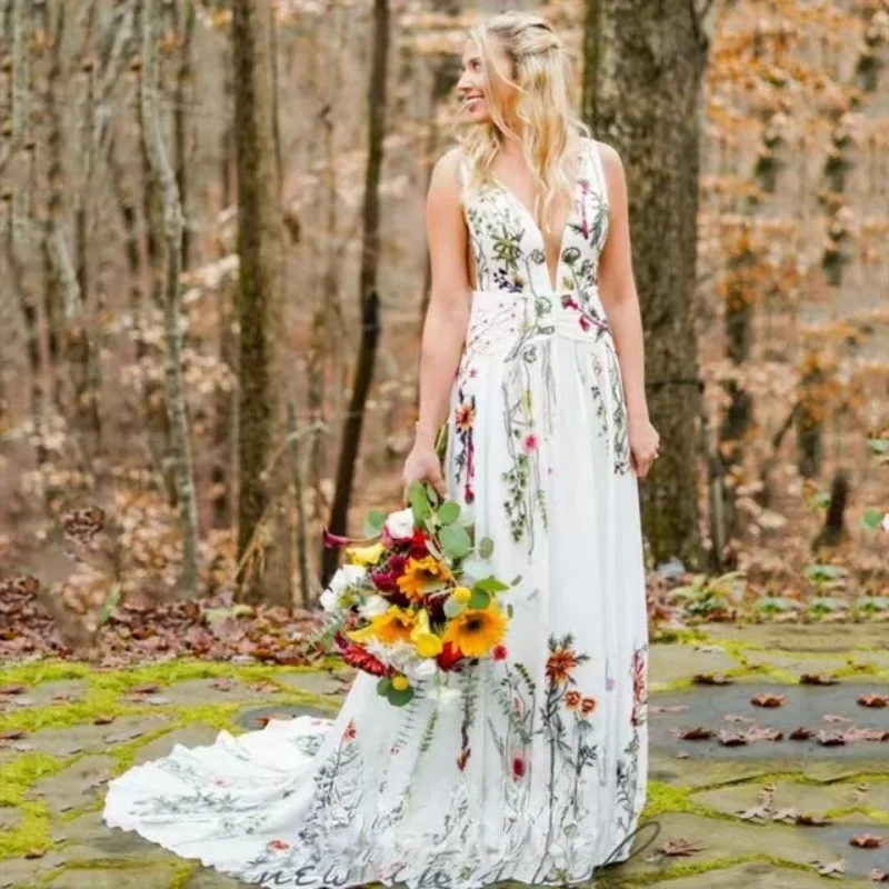 elegant custom embroidered wedding dresses A breathtaking Filipiniana Wedding Gown Crafted with exquisite customized embroidery for a touch of timeless elegance. Each details is meticulously hand- embroidered with glass beads, ceramic pearls and thousands of radiant crystals