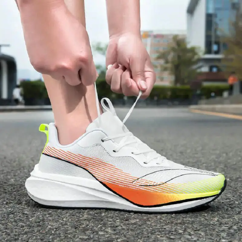 

2023 New Men's Shoes Summer Sports Shoe Lightweight Mesh Breathable Casual Shoe Versatile Couple Running Style Zapatos De Mujere