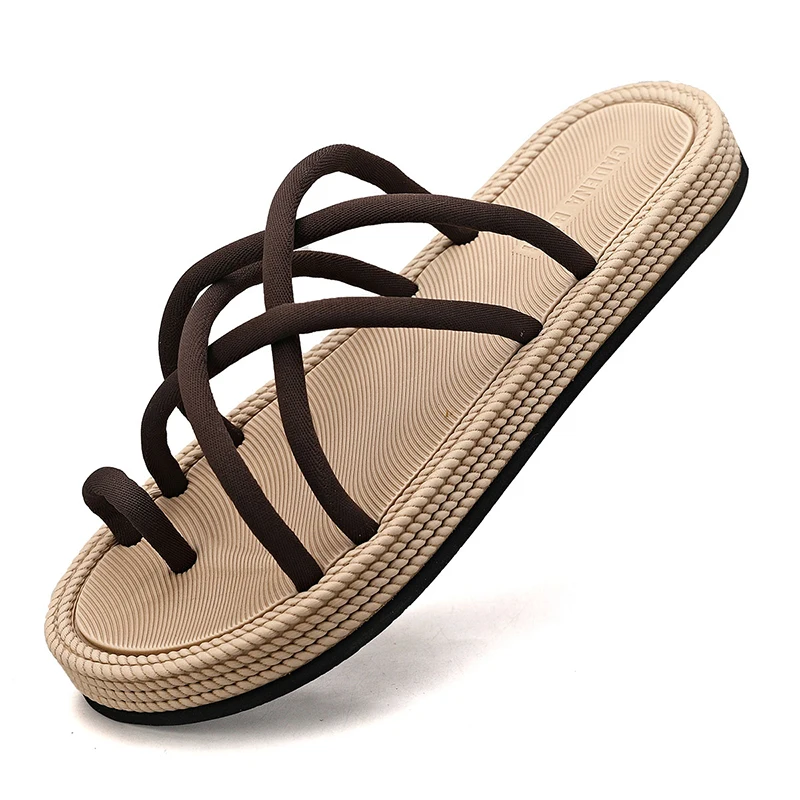 

Same style sandals for men and women, comfortable to wear on the outside, new summer style slippers, woven trend, personalized o