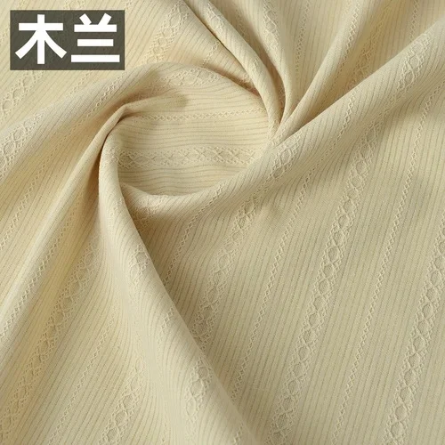 145 x 50 cm großer Stoff aus 100 % Baumwolle, gepunkteter und Blumendruck, DIY-Stoff für Kleidung, Mädchenkleid und Hemd-Nähtuch – Detail 3