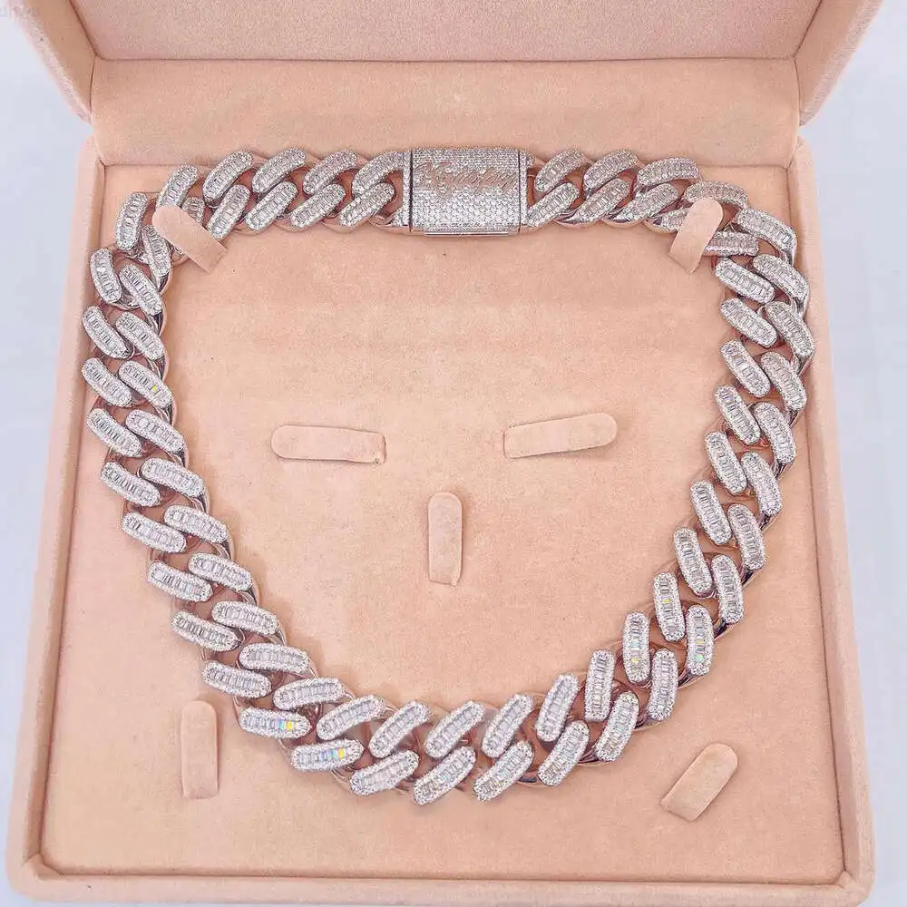 

Custom Sterling Silver 925 White Gold Miami Cuban Link Iced Out Lab Diamond Moissanite Cuban Chain