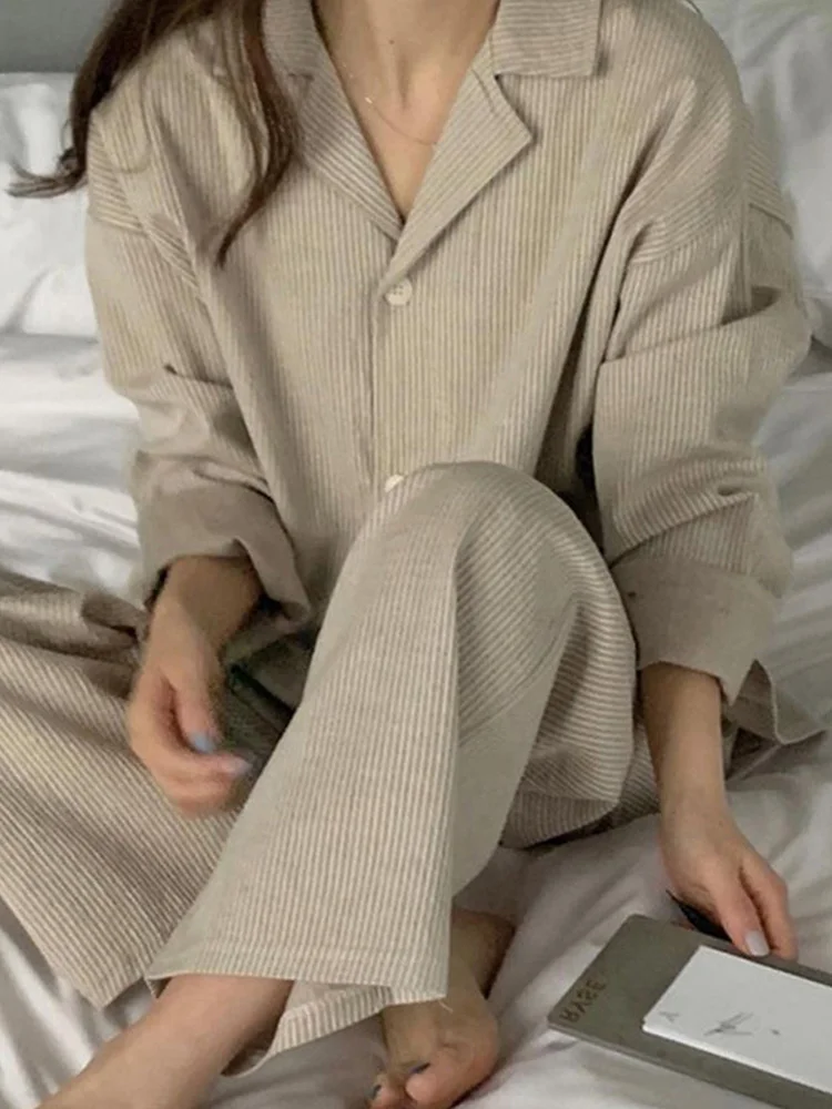 Fashion Stripe Long Sleeve Pajamas Women Single Breasted Buckle Turn Down Collar Home Wear Autumn Pajama Sets