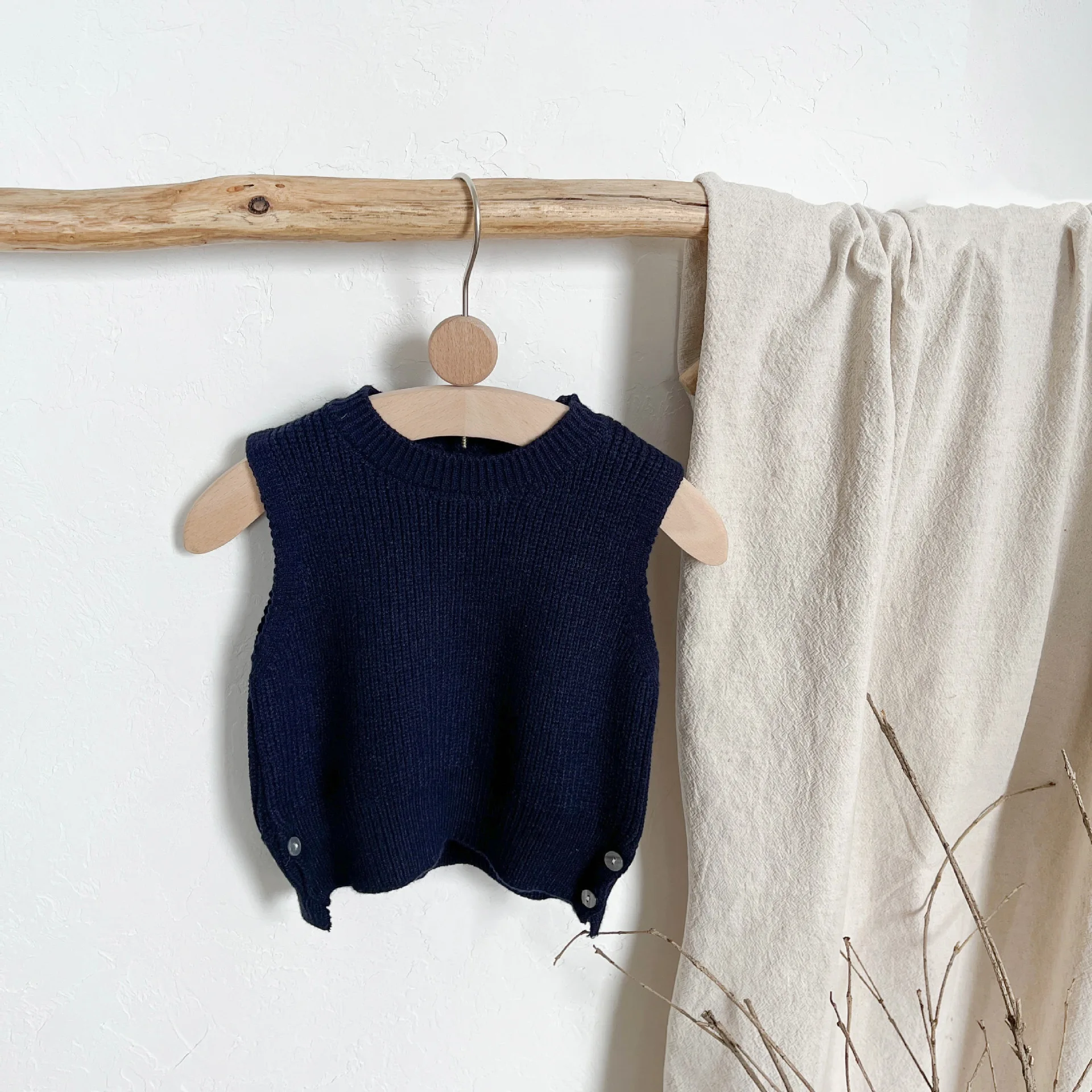 Autumn Baby Sleeveless Knitted Vest Solid Boys Girls Versatile Sweater Vest Infant Toddler Tops