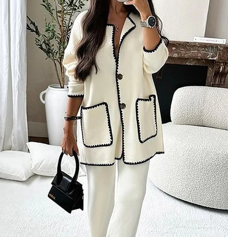 Рисунок 2 - Женский трикотажный комплект из