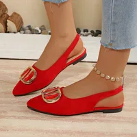 Chaussures plates françaises en métal à bout pointu, sandales Baotou, chaussures simples à bouche peu profonde, style étranger, célébrité d'internet explosive 1