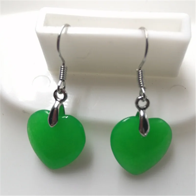 

Natural Green Chalcedony Hand-carved Love Earrings Fashion Boutique Jewelry Men and Women Earrings Gift Accessories