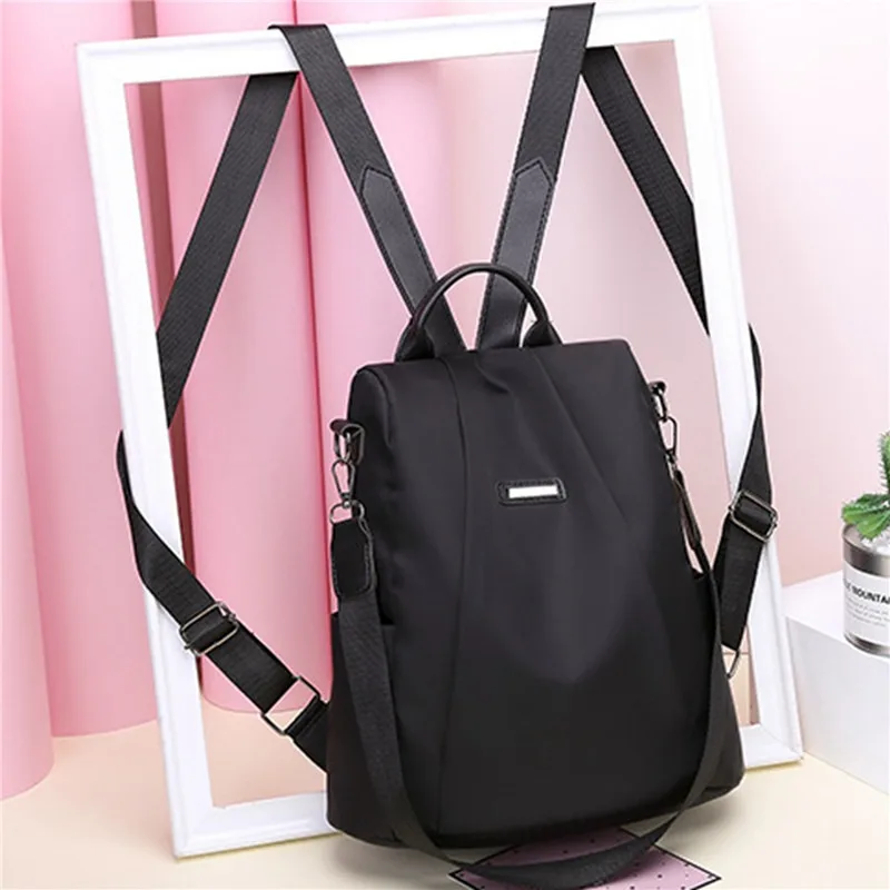 Zaino multifunzione donna in nylon per scuola viaggio e tempo_voghion.com