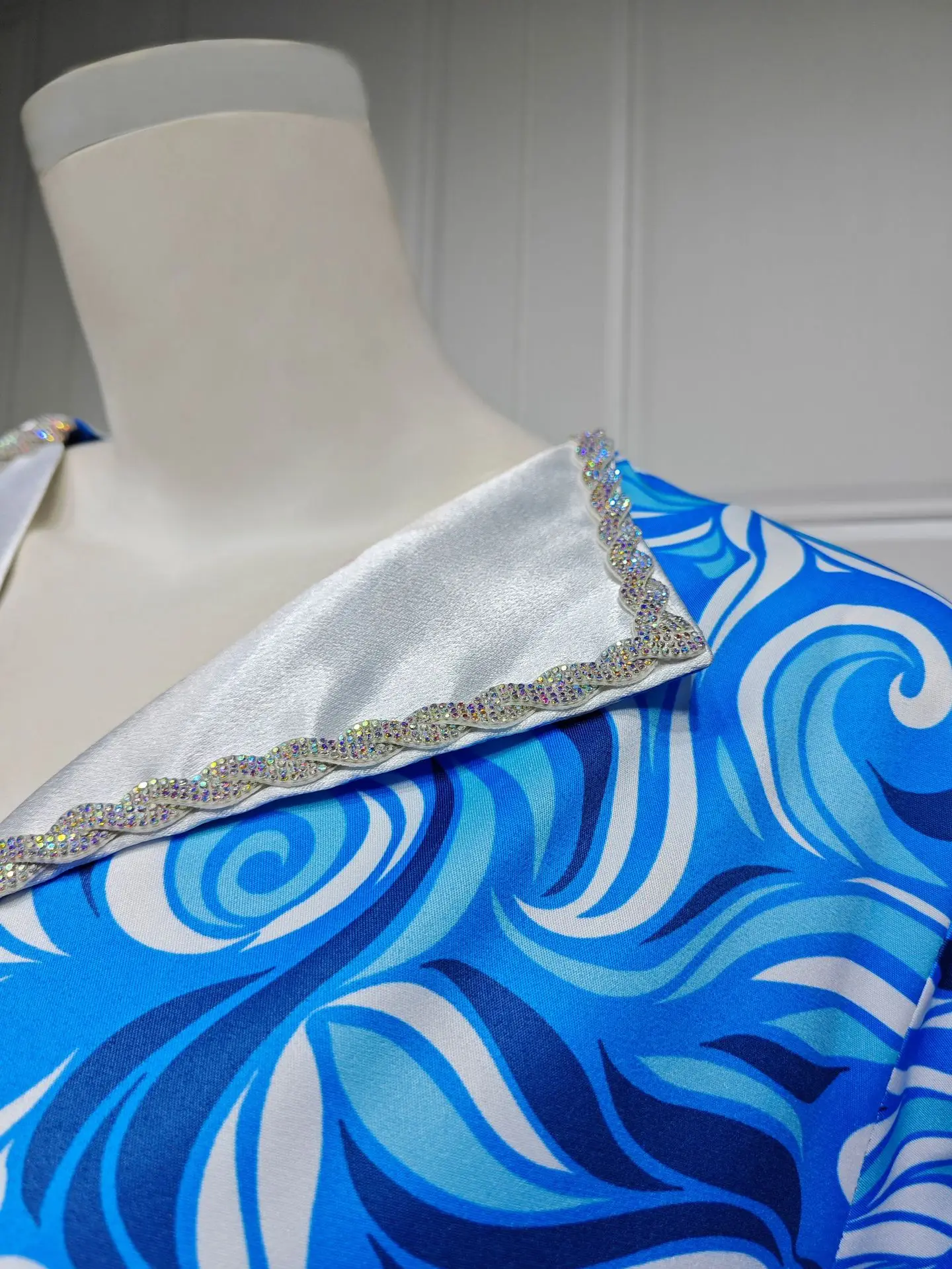 S0e0405c9cfad44038db1e854e56c01e5g Ramadan Khimar Abaya Saudi Arabia Turkey Islam Muslim Blue and white blue hot diamond dress Kebaya Robe Femme Musulmane Mallzona