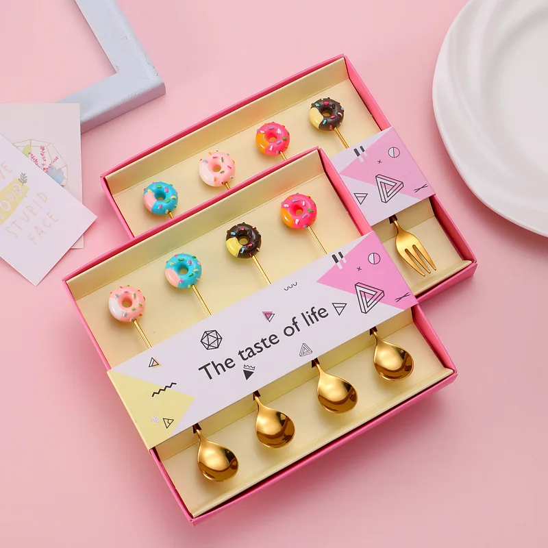 Description Picture 2 of item6Pcs Christmas Coffee Spoon & Fork Sets Gift Box Coffee Stirring Spoon Creative Ice Cream Shovel Dessert Tea Spoon Tableware