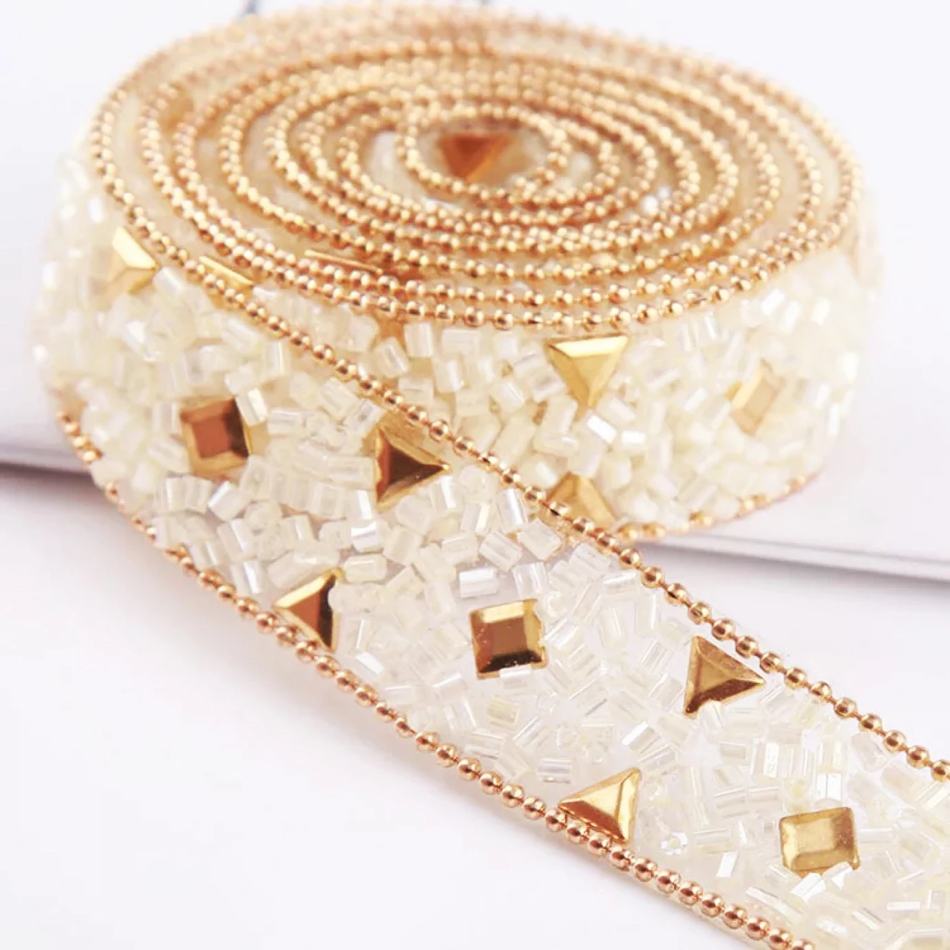 PandaHall 180 stuks glazen naaisteentjes met naalden kristal AB naai op klauw strass met gat voor doe-het-zelf jurk kleding schoenen tas decoraties PandaHall 180 stuks glazen naaisteentjes met naalden kristal AB naai op klauw strass met gat voor doe-het-zelf jurk kleding schoenen tas decoraties