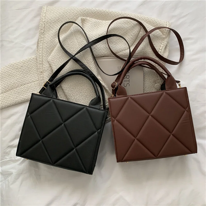 

PU Leather Shoulder Bags for Women Texture Chain Rhomboid Crossbody Bags Summer Trend Handbags Phone Bag Hand Bags