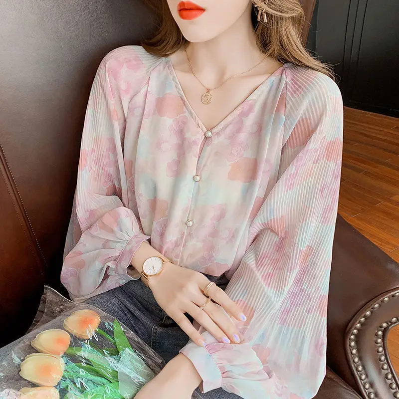 Elegant V-Neck Printed Folds Lantern Sleeve Shirts Women's Clothing 2023 Autumn Winter Loose Korean Tops Office Lady Blouses
