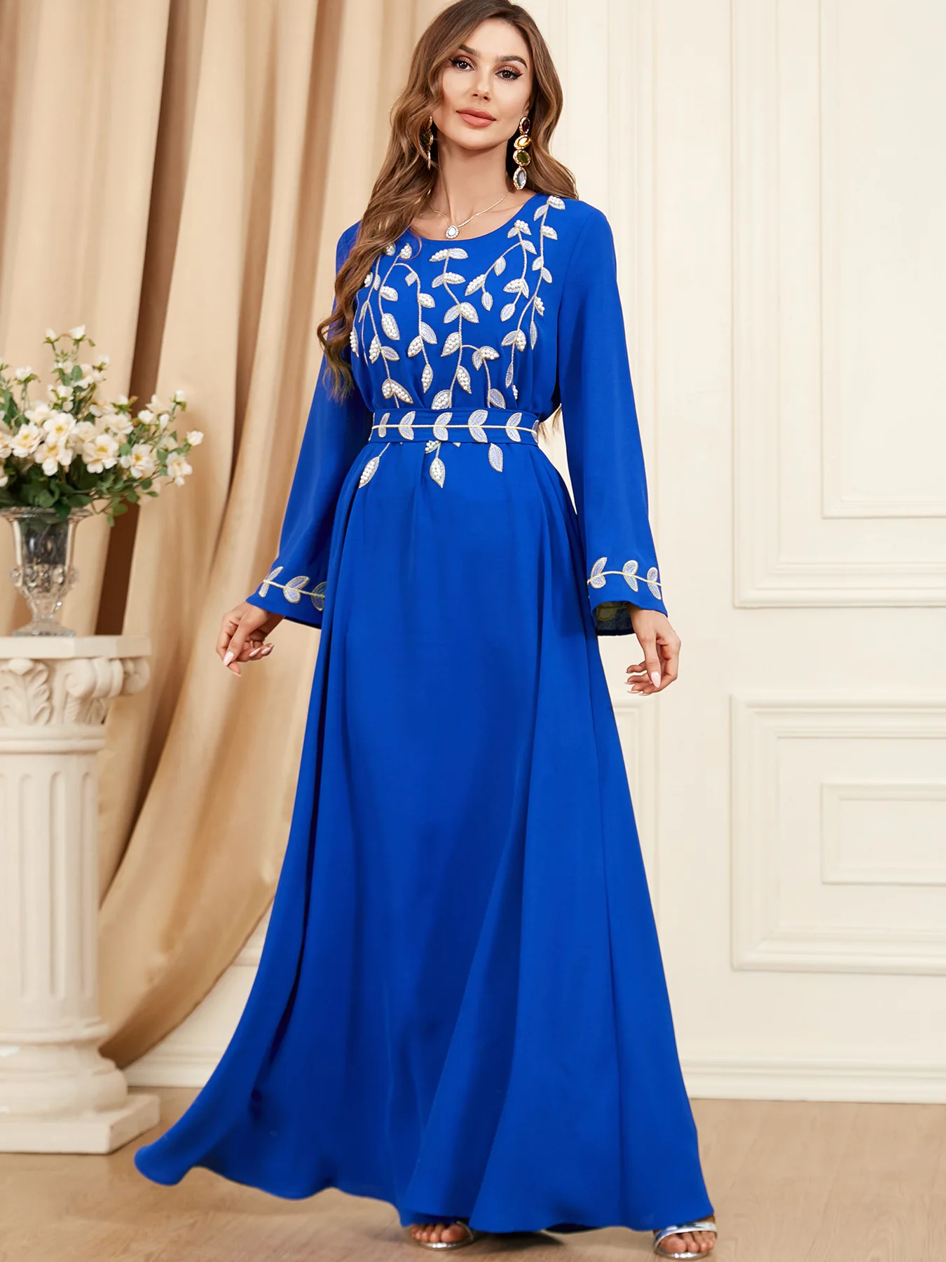 

Autumn Emboridery Beading Muslim Dress for Women Jalabiya Abaya Ramadan Long Dresses Woman Lace-up Robe Caftan Vestidos 2023
