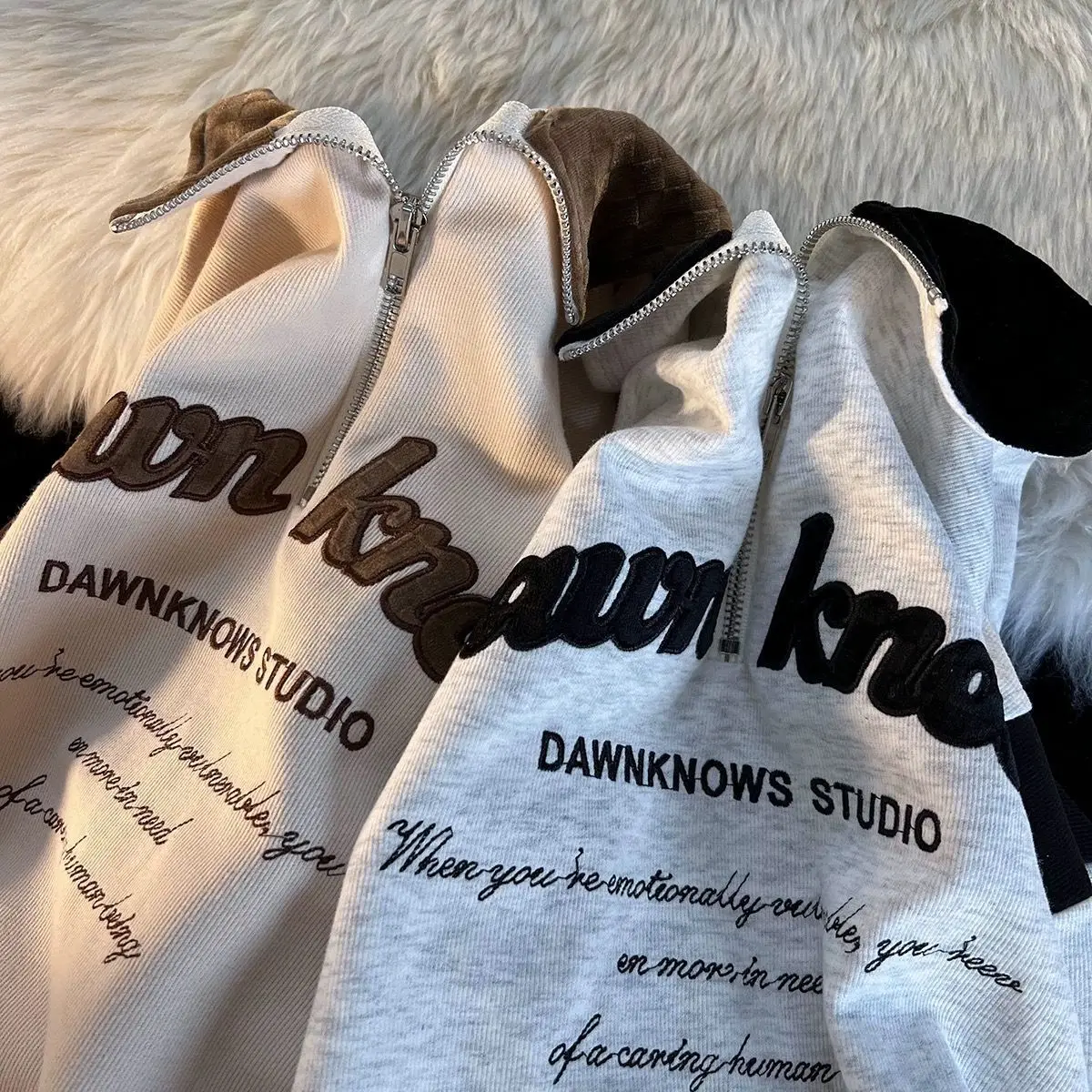 

American Retro Letter Patch Embroidered Half Zip POLO Collar Sweatshirt Women Long Sleeve High Street Harajuku Style Couple Coat