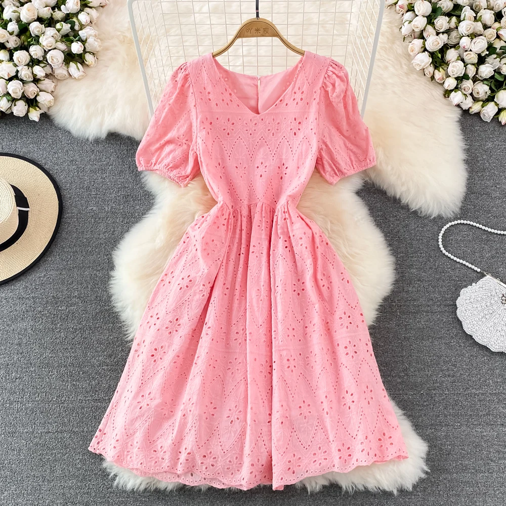 

French Sweet Dress First Love Puff Sleeves V-neck Crocheted Hollow Waist Holiday A-line Dress 2022 Summer