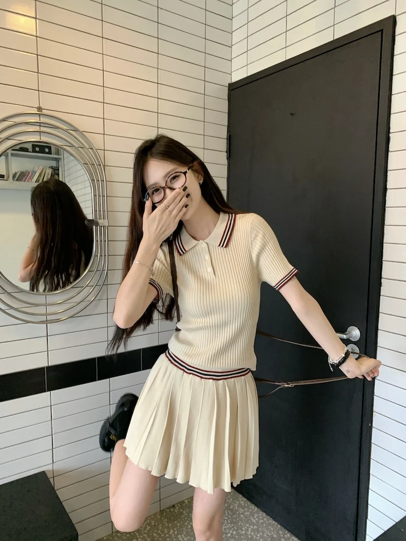 Autumn Knitted Two-piece Skirt Set Women Turn-down Collar Short Sleeve Top Pleated Mini Skirt Korean Fashion Knitting Outfits