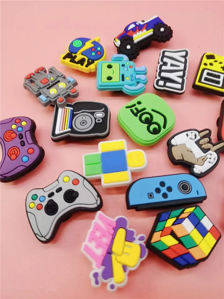 Bling Chain Charms For Clog Shoes Decoration, Luxury Rhinestone Cute Diamond Bear Love Flower Butterfly Crown Designer Jewelry Shoe Accessories For Women Girls Adults Gifts (Gold