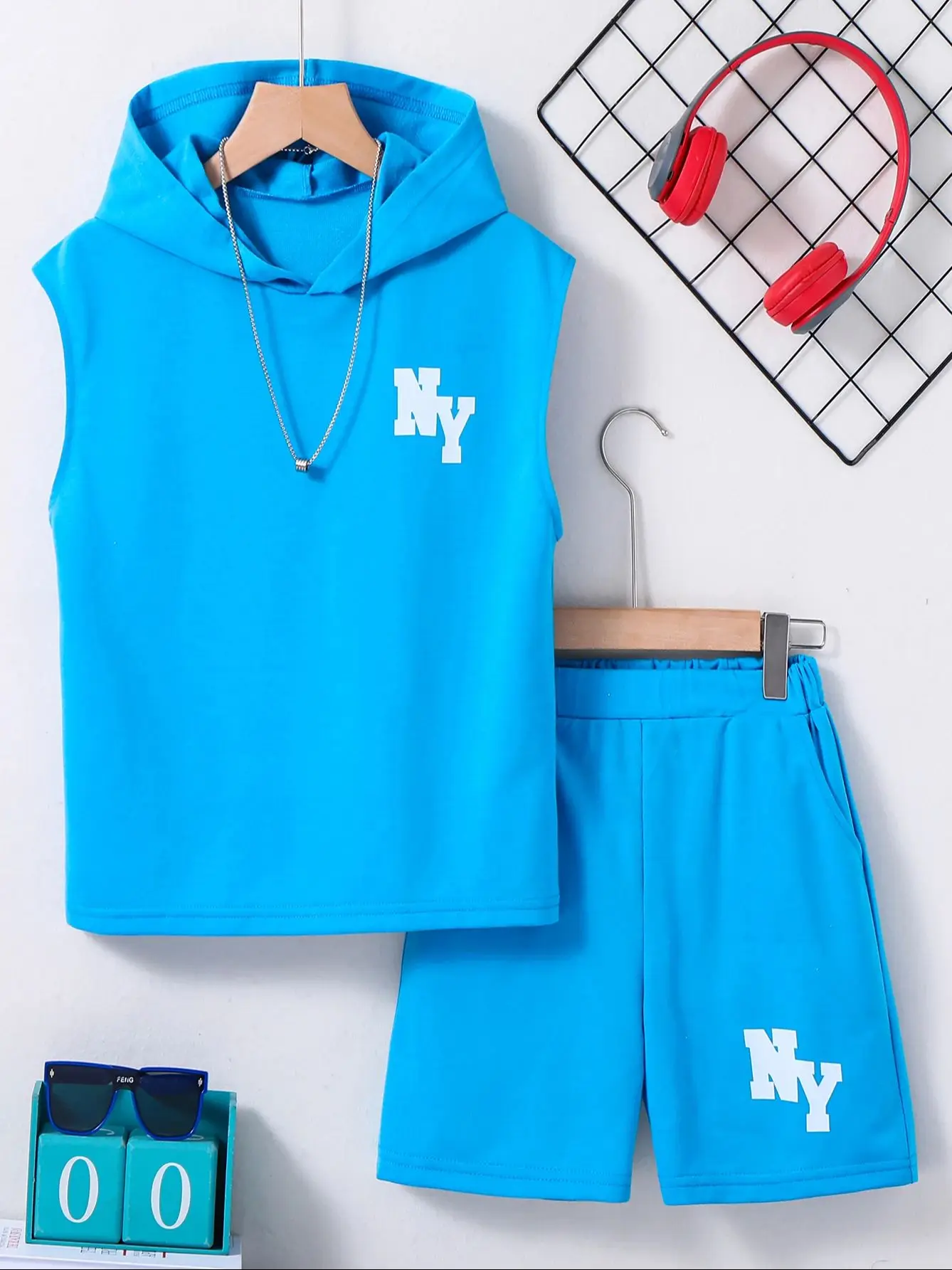 Fashionable Sleeveless Letters Sweatshirt Set with Breathable Shorts 2-Piece Set For Boys and Girls Outdoor Sports