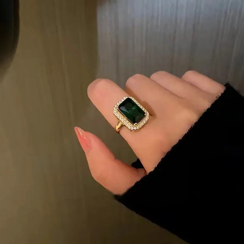 Luxury Green Crystal Jewelry Set for Women Square Rhinestone Necklace / Earrings / Rings Jewelry for Lady Party Wedding Gift