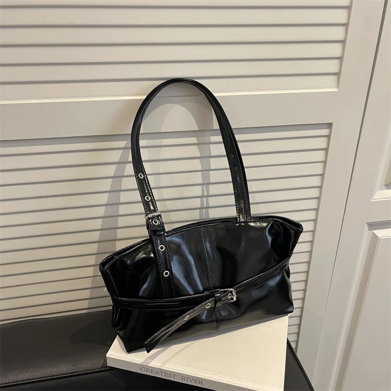 New Fashionable Versatile Belt Buckle Handbag Korean Style Solid Color Soft Leather Women’s Casual Shoulder Bag Underarm Bag