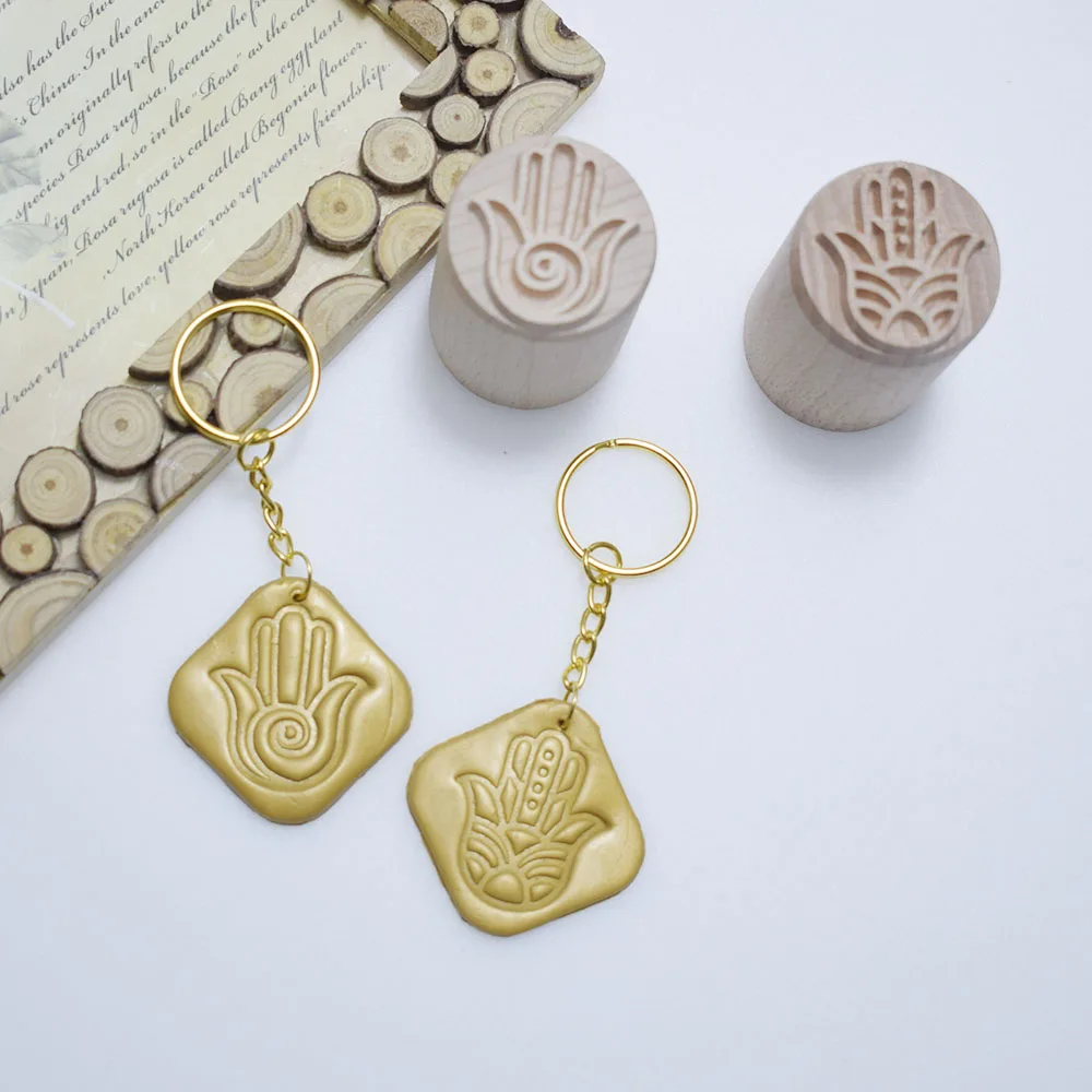 Polymer Clay Tools 3.5cm round Wood Block with Mandala & Fatima Hand Texture for Ceramic Pottery Embossing Impression