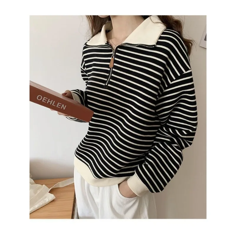 Felpa con colletto polo da donna 2025 Giacca corta autunnale piccola Top a maniche lunghe a righe Pullover Top Trendy - immagine 5