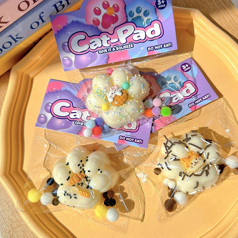 White Cream Cat Claw Series Squishy Fidget Toy Slow Rebound Stress Relief Toy Pinch Decompression Cat Paw Soft Squeeze Toy 3
