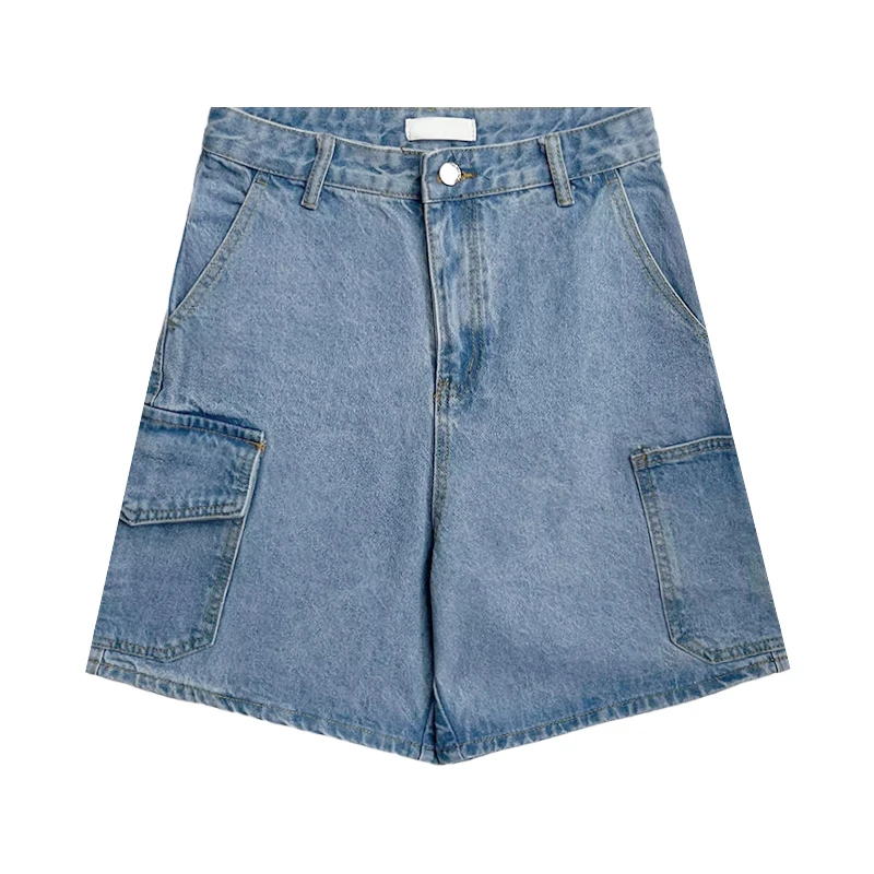 

Retro Washed Light Blue Personalized Pocket Design Loose and Slim Straight Five-point Denim Shorts
