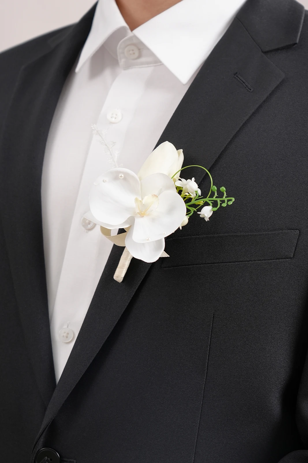 White Wedding Accessories, Pack of 2, 1pc Bride Bridesmaid Wrist Flowers 1pc Groom Groomsman Boutonniere for Men, Corsage Party - 4