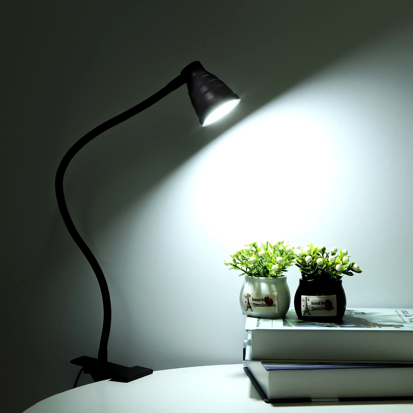 5W 24LEDs Table Desk Lamp Reading Beside Light Clamp CLip Lighting Fixture USB Powered 3 Colours for Home Office: 3 - 5 Days Free Delivery Only UK