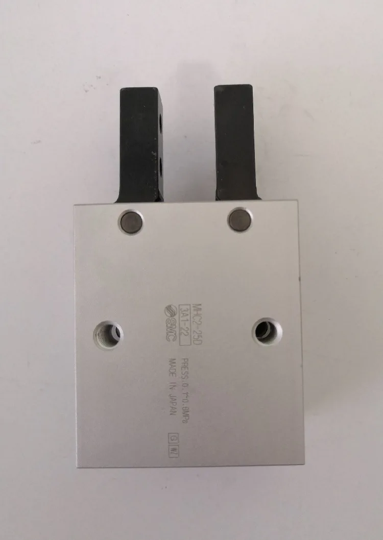 

New original Japanese SMC fulcrum opening and closing air claw mhc2-25d