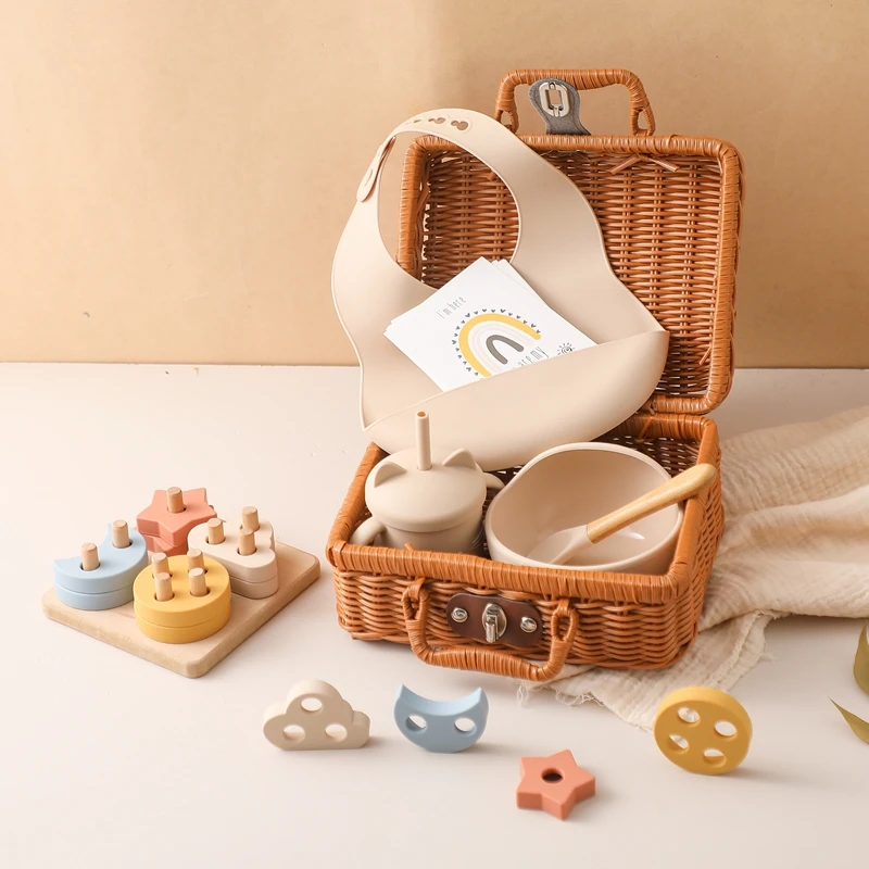 Wooden Baby Rattle Gift Set – Crochet Animal Toy & Montessori Keepsake Box