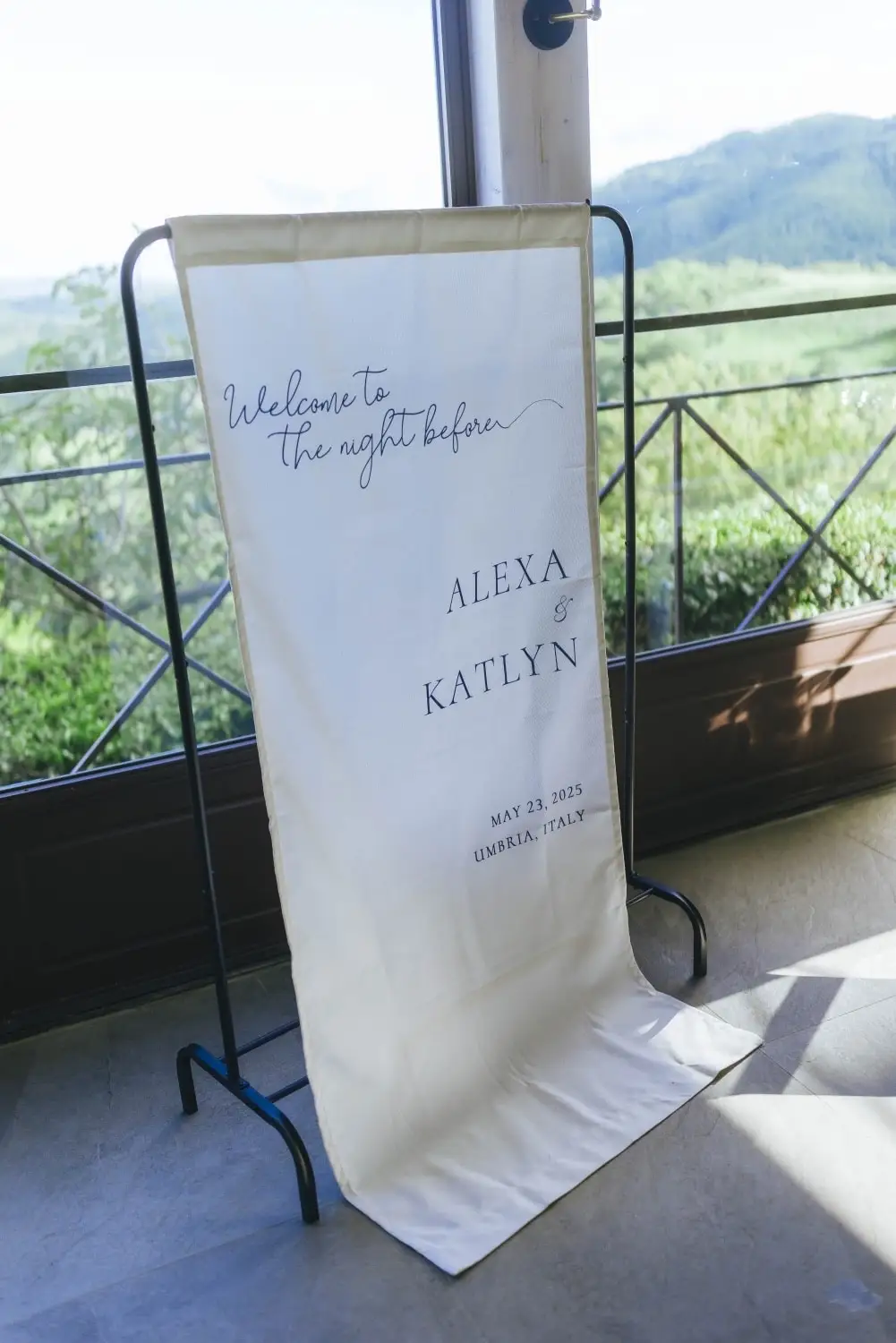 Wedding Introduction Banner: The Essential Decor Piece Every Bride Needs to  Know About, image size:1001x1500