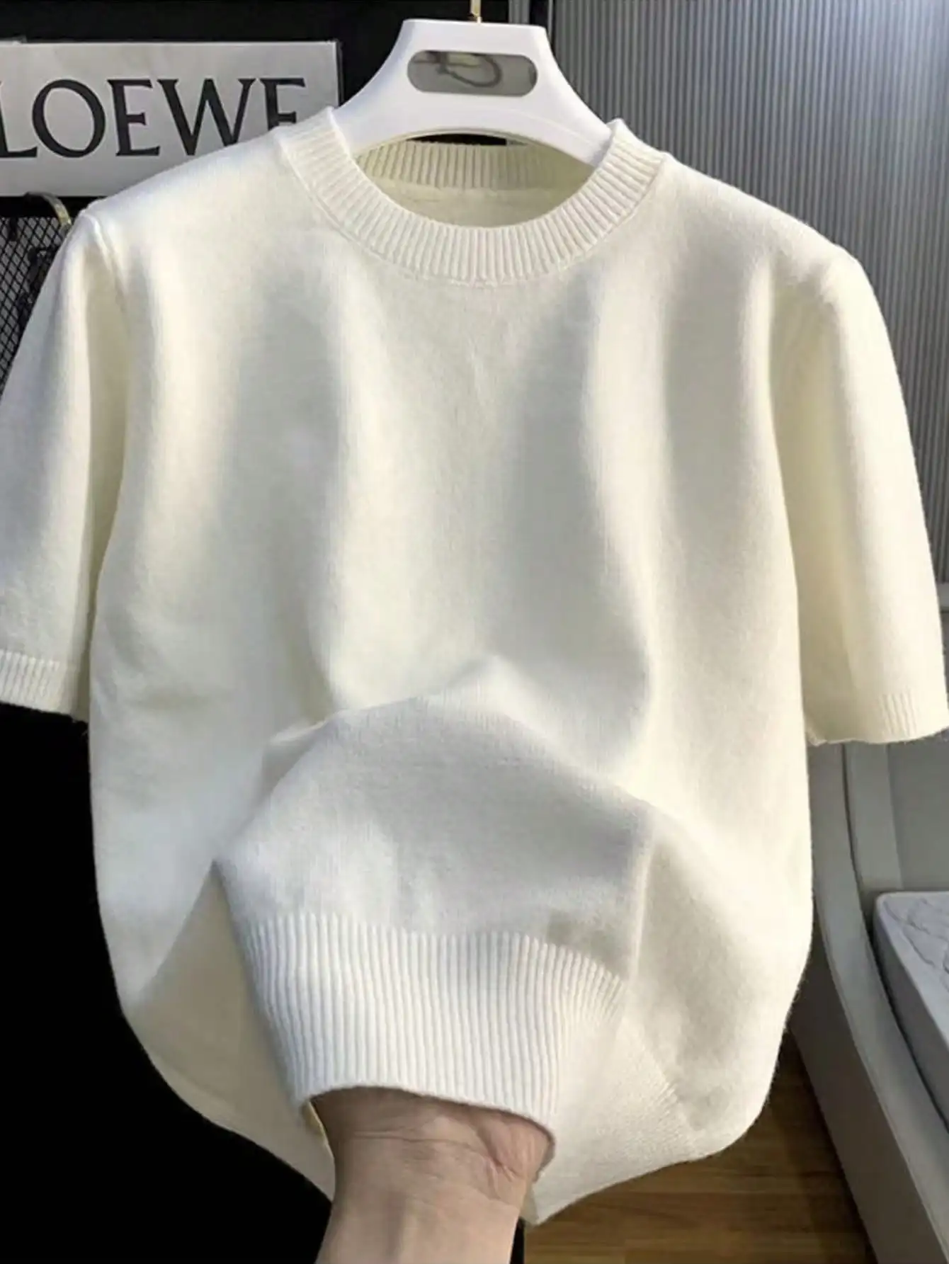 2025년 봄 신상, 심플한 컬러의 라운드넥 다용도 숏 가디건, 독특한 디자인 감각의 니트 베이스