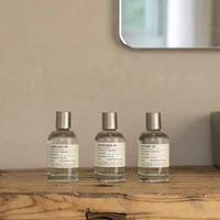 Parfum unisexe 100 ml, bois de santal, fragrance fraîche, eau de toilette, notes fruitées classiques, parfum pour femme et homme, spray corporel à la bergamote 6