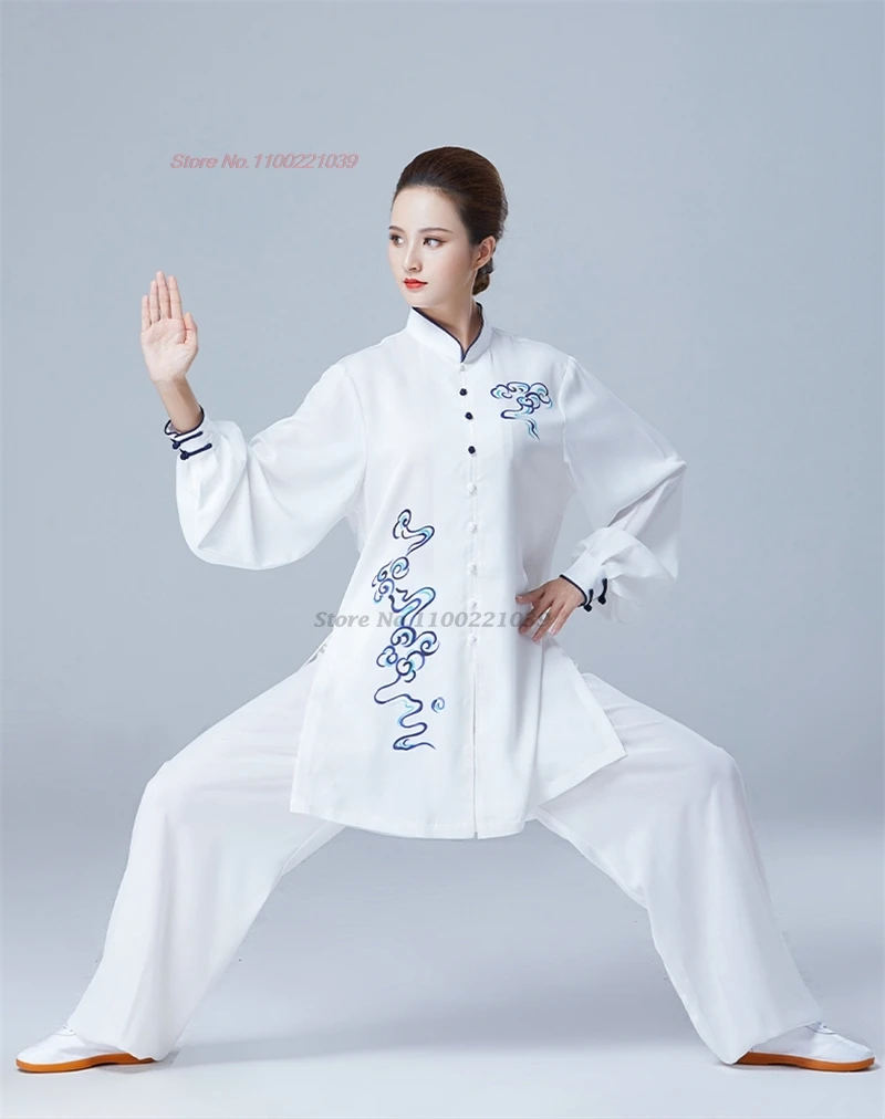 

2024, китайская модель, кунг-фу, утренняя прогулка, тайчи, дышащий тренировочный костюм с облачным принтом, Тай Чи Шаолинь