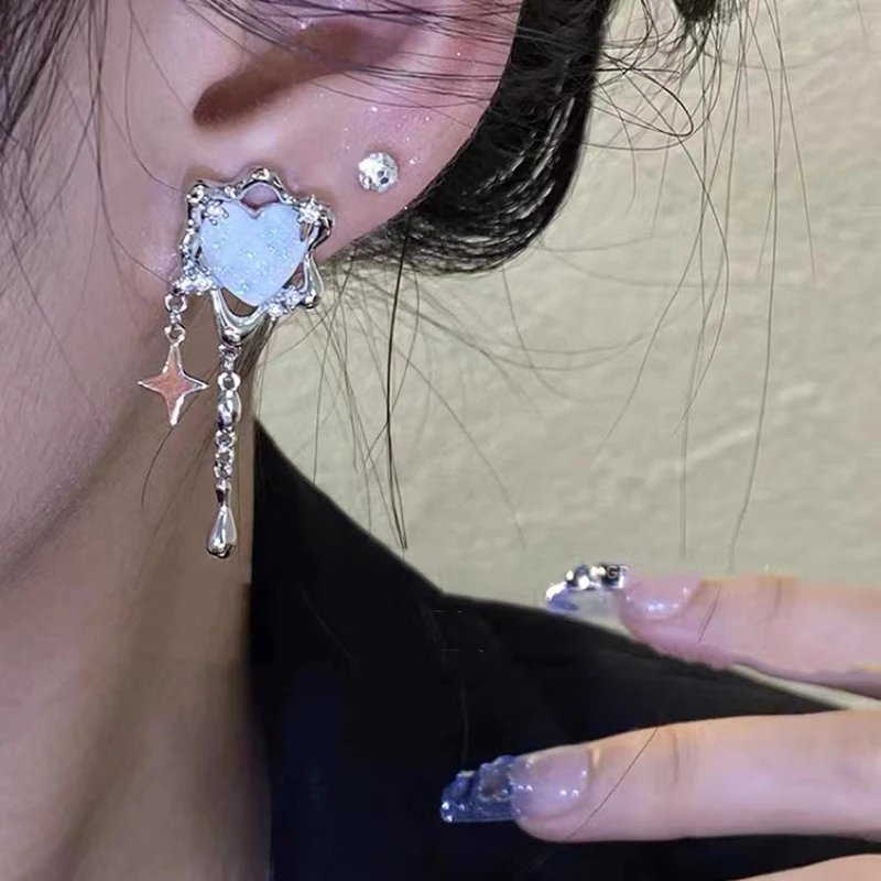 ファッション雑貨・小物その他 +DEINET+ HEART DROP EARRINGS IN SILVER KDBYM4S4211S100F Silver 0.5