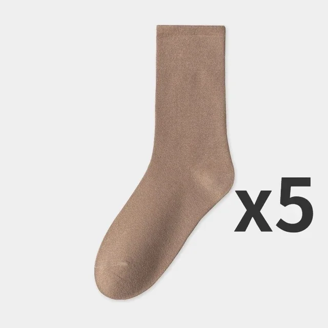 Set of 5 Pairs - Soft Cotton Crew Socks in Classic Solid Colors (Black & White)