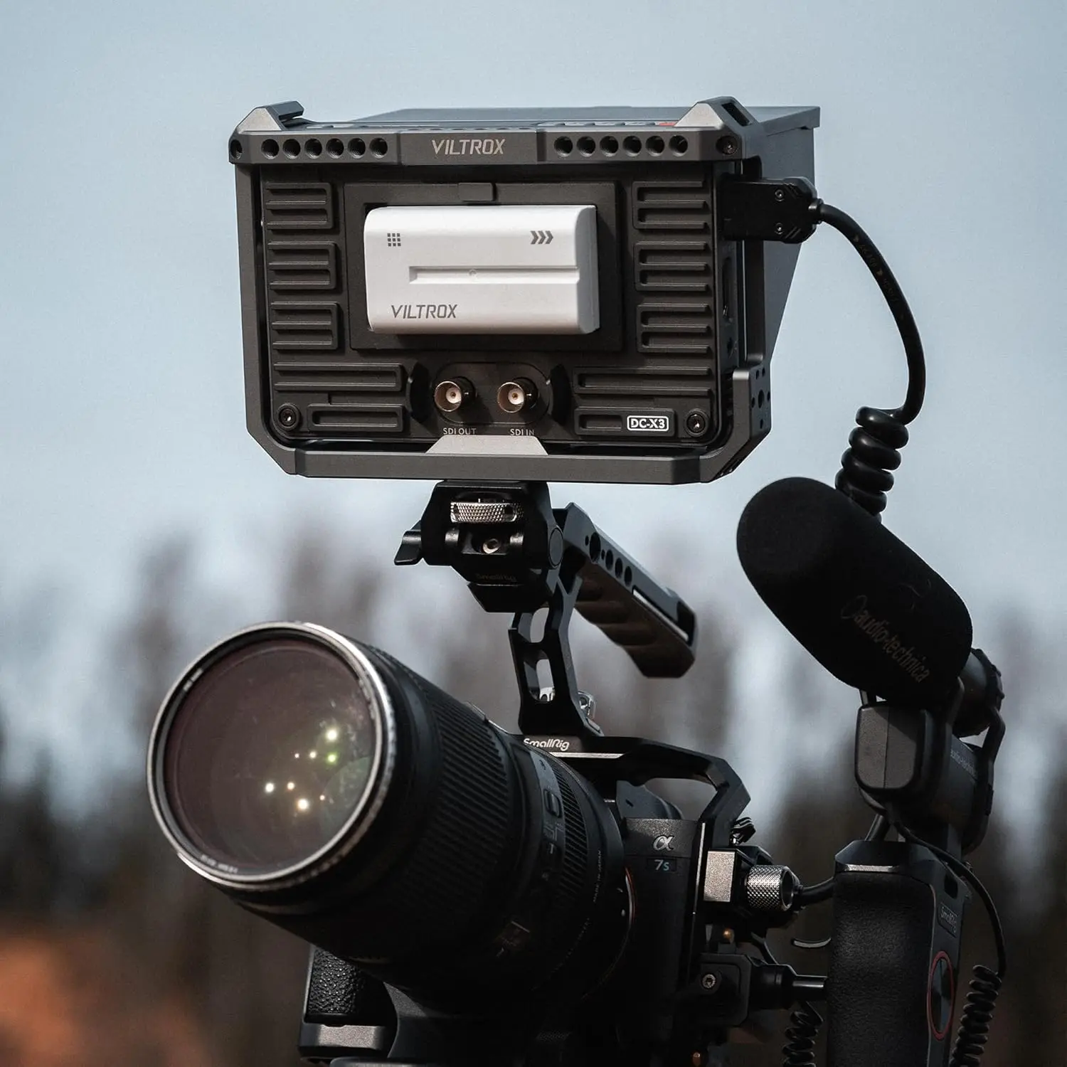 VILTROX DC-X3 2000니트 슈퍼 브라이트 주광 조건에서 시청 가능한 아나모픽 디스크위즈 4K 입력 출력 필드 카메라