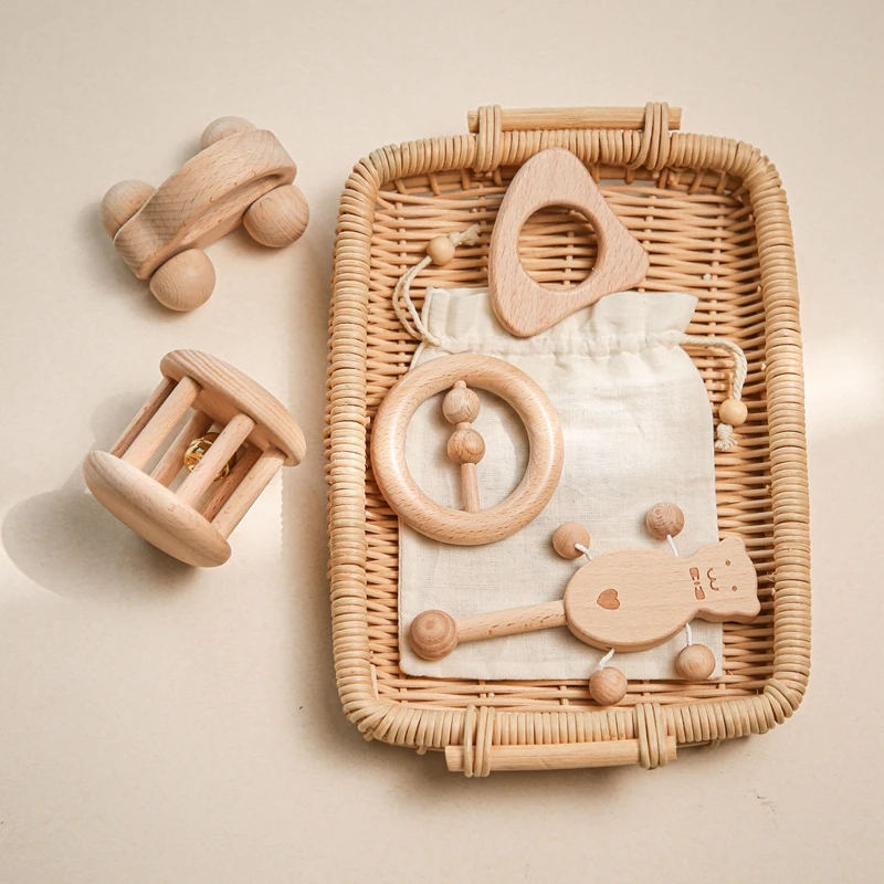 Beech Baby Teether Toys Bear Hand Teething Baby Rattles Wood Ring Cartoon Car Play Gym Montessori Stroller Toy Educational Toys - 4