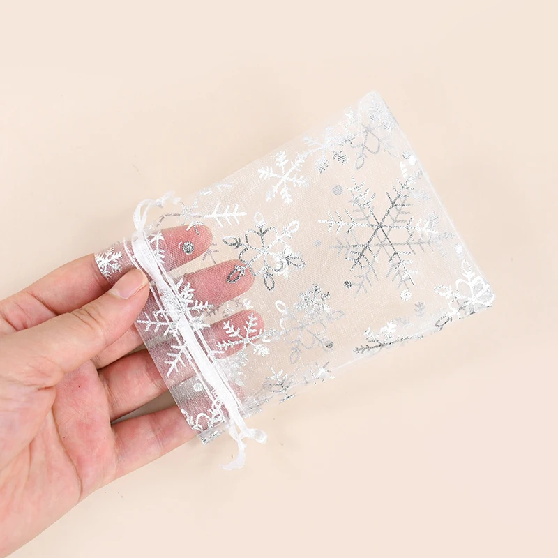 20Pcs Snowflake Organza Gift Bags Jewelry Pouches Gold Silver Snow Drawstring Bag Christmas Party Birthday Wedding Candy Packing