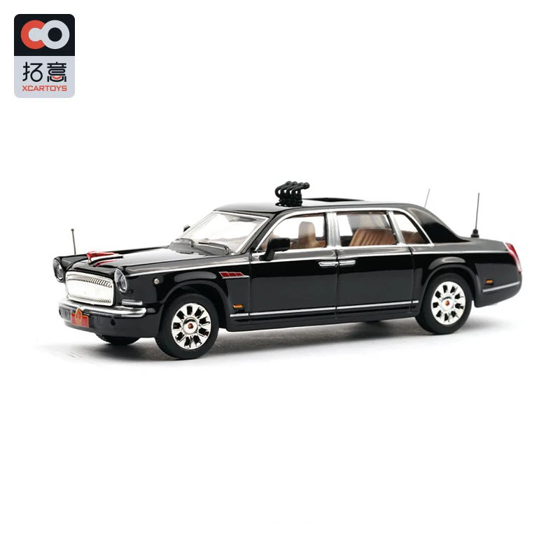 

XCARTOYS Quality ratio 1:64 Red Flag CA7600J Review car Parade CA770 CA772 HS9 die-cast alloy car model, boy's birthday gift.