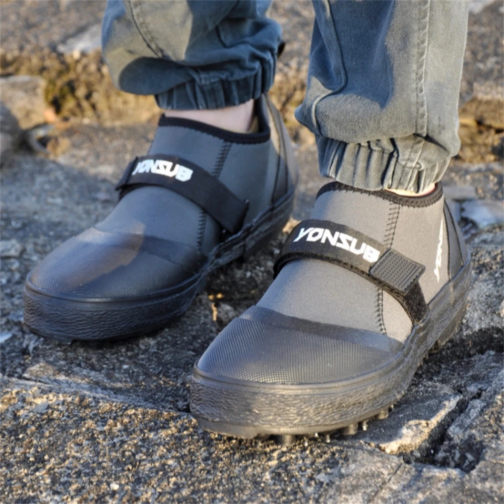 Fly Fishing Shoes Non-Slip Sole with Nails Outdoor Neoprene Rubber Hunting Fishing Boots Upstream Reef Rock Wading Shoes