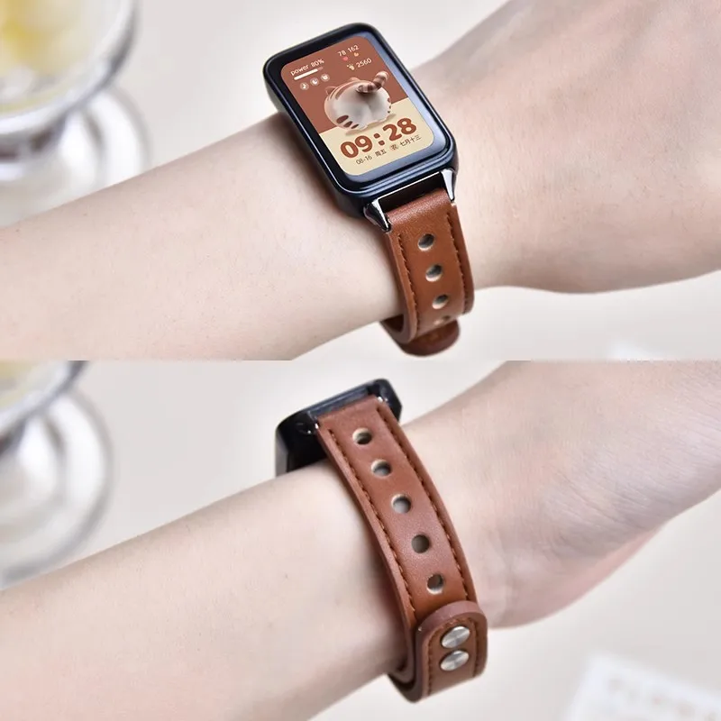 Fashion Leather Strap for Smart Watches - Elegant Watch Band Loop for Women & Men Bracelet