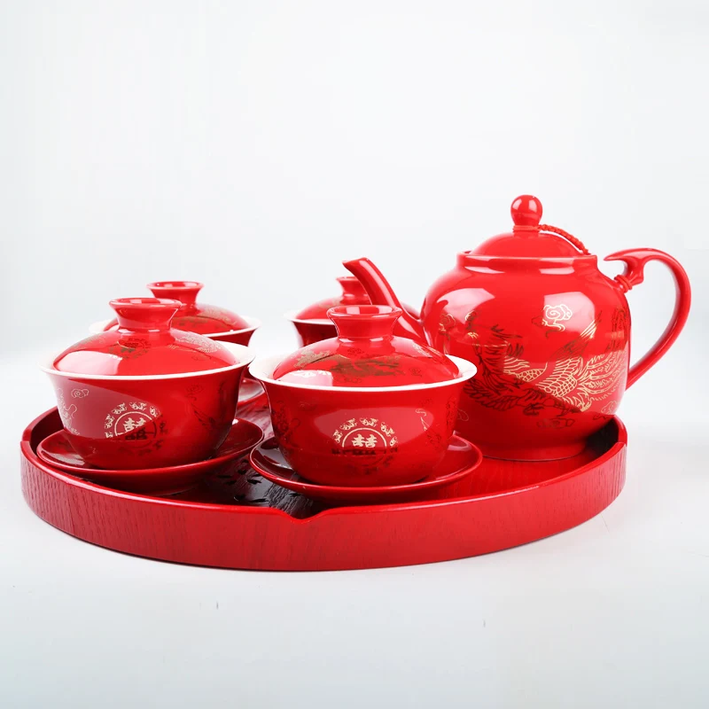 Chinese Wedding Supplies Red Ceramic Tea Set of 4/6pcs 570ml Teapot Gaiwan Set with Serving Tea Tray Gift Porcelain