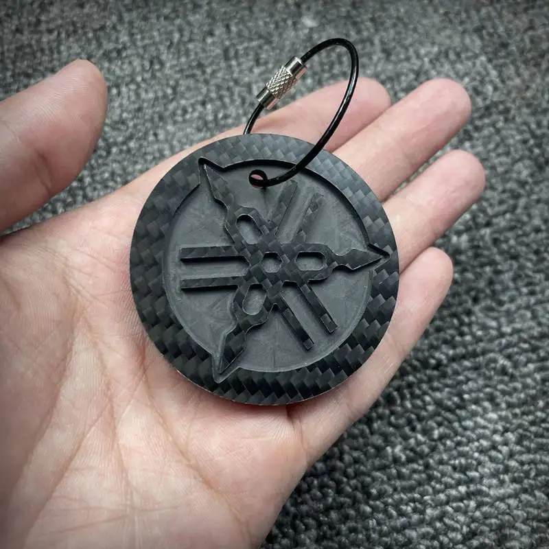 

Applicable to Motorcycle Yamaha MT-03 07 09 10 Carbon Fiber Key Buckle Pendants Pendant