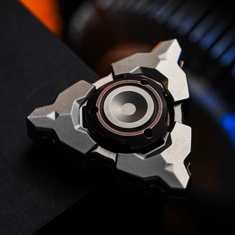 WANWU EDC Fidget Spinner Split Armor Type Magnetic Attraction