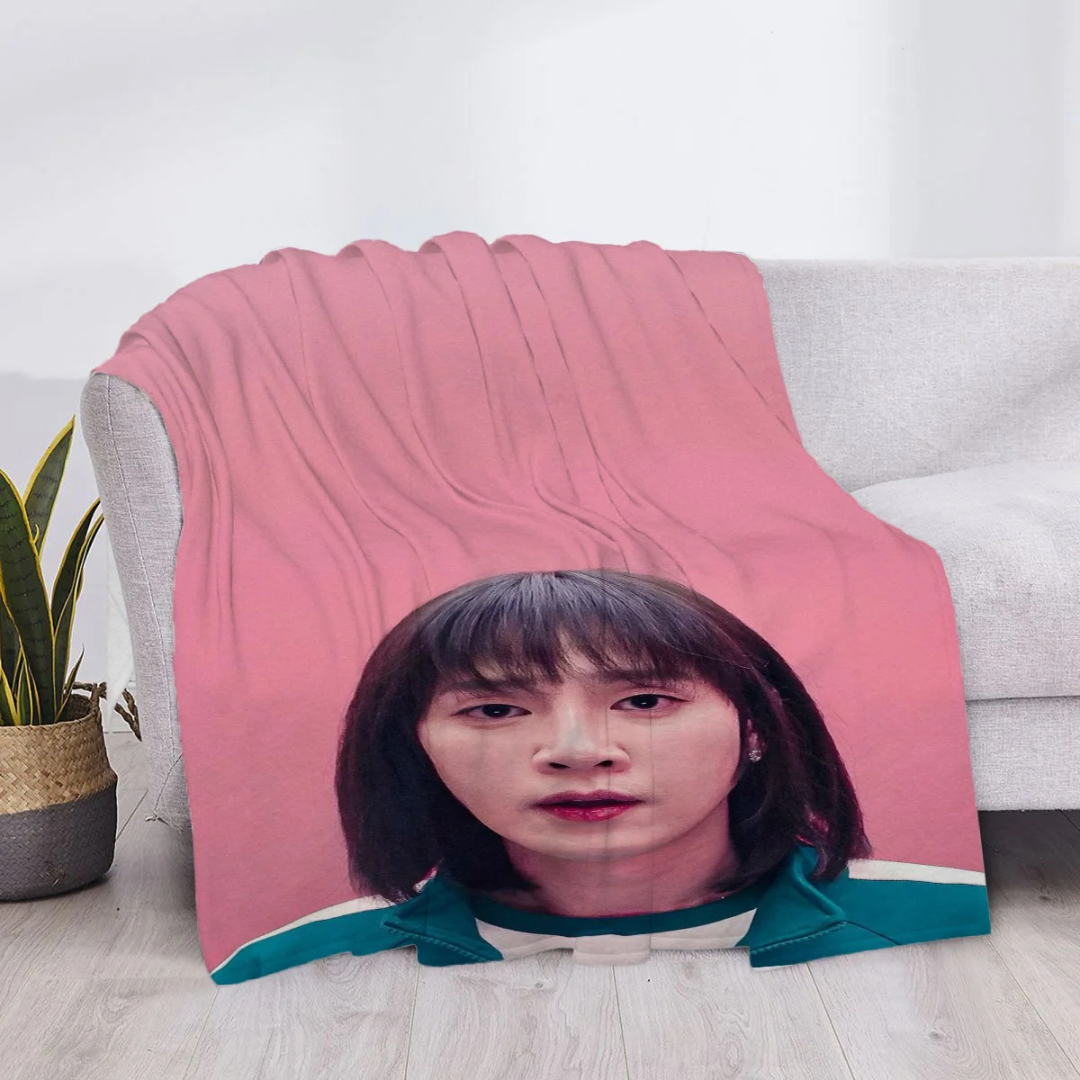 Star Blanket Squid Game Luxury Cover Fluffy Soft Blankets & Throws Plaid Throw Sofa Knee Microfiber H Anime Child Cute Home 4