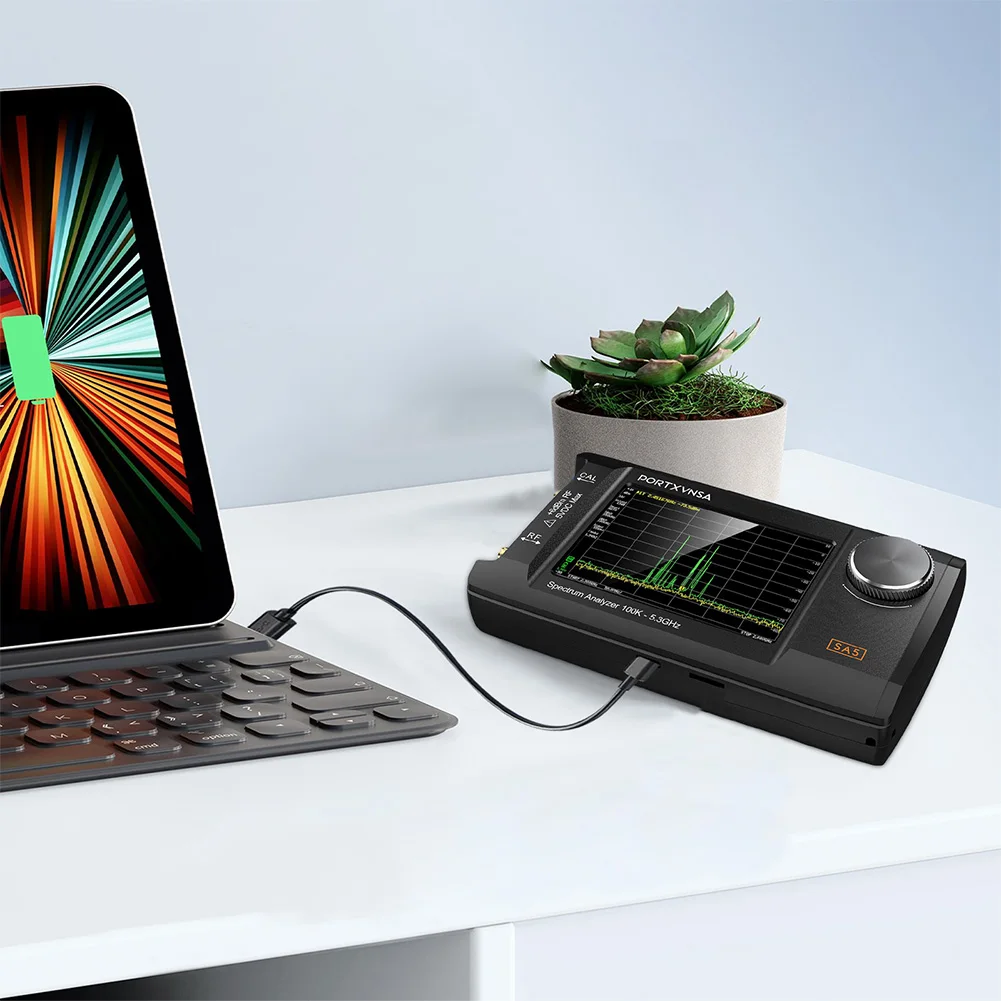 휴대용 스펙트럼 분석기 2 in 1 신호 발생기 100kHz5.3GHz 휴대용 스펙트럼 분석기 5000mAh 배터리(32GB 카드 포함)